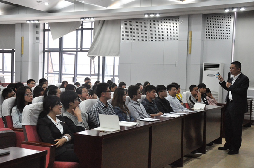 5B49CD7B7BE03CF899BA1F4416122183_副本.jpg